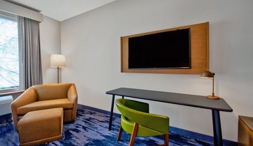 Room, 1 King Bed (Mobility Accessible, Tub)