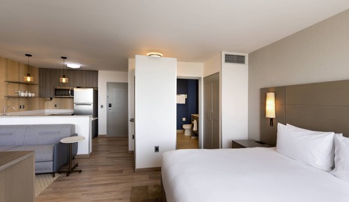 Studio, 1 King Bed with Sofa bed, Non Smoking, Ocean View (Balcony)