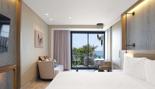 Suite, 1 King Bed (Riviera)