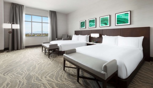 Room, 2 Queen Beds, Accessible, Balcony