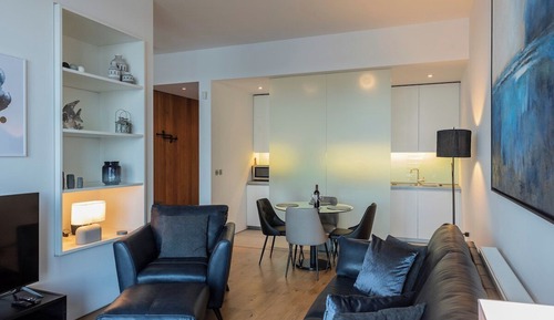 House (1 Bedroom)