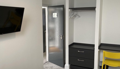Apartment (2 Bedrooms)