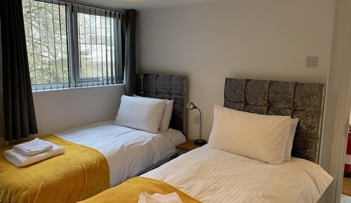 House (3 Bedrooms)