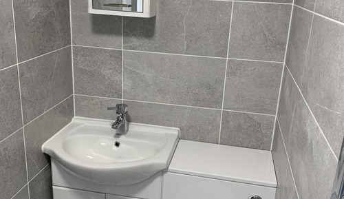 Studio (1 Bedroom)