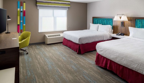 Room, 2 Queen Beds, Accessible (Roll-In Shower)