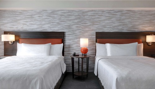 Studio, 2 Queen Beds, Accessible, Bathtub (Mobility & Hearing)