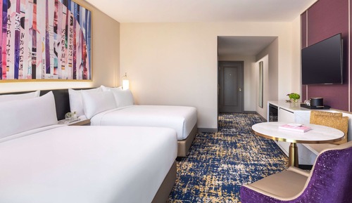 Deluxe Room, 2 Queen Beds, Hearing Accessible, City View