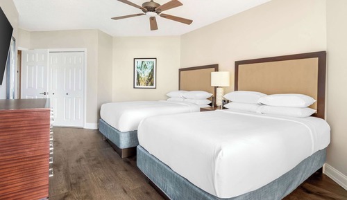 2 Bedroom, 1 King & 2 Double Oceanfront Suite, Accessible (Hearing, Roll-in Shower)