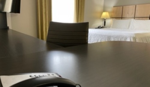 Studio Suite, 1 King Bed, Accessible (Mobility, Tub)