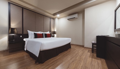 Family Suite, City View