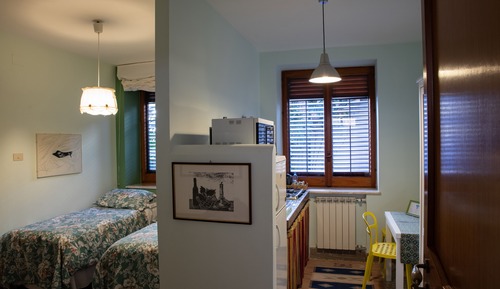 Twin Room, Kitchenette