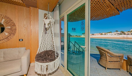HoneyMoon Bungalow
