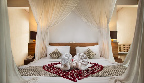 Honeymoon Package at One Bedroom Villa with Private Pool