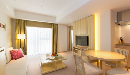 Deluxe Onsen Suite - Courtyard