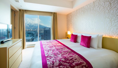 Grand Deluxe Onsen Suite - Mt. Yotei View (2-Bedroom Suite)