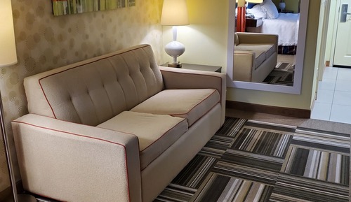 Suite, 1 King Bed, Accessible, Bathtub