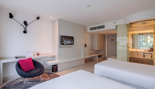 Deluxe Twin Room, City View