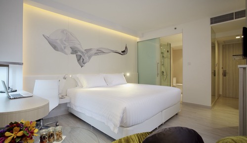 Superior Room, 1 Queen Bed, City View