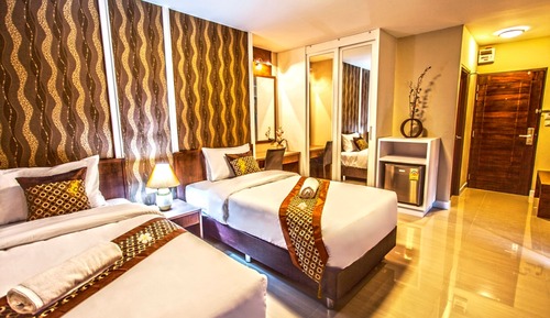 Deluxe Room, Balcony