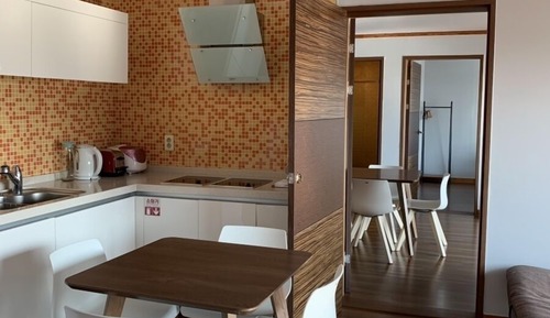 Deluxe Room, 2 Bedrooms (1st or 2nd Floor Randomly assigned)