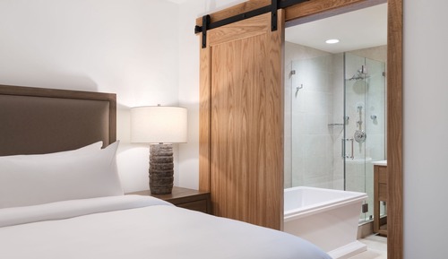 Signature Suite, 1 King Bed