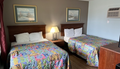 Standard Room, 2 Double Beds (Pets Allowed)