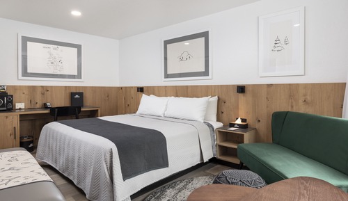 Suite, 1 King Bed