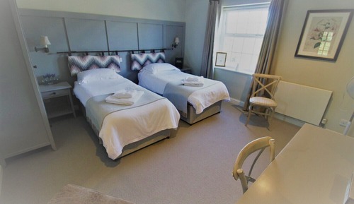 Twin Room, Ensuite