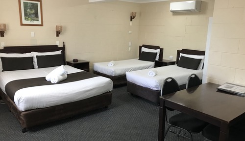 Room, Connecting Rooms