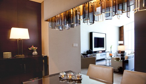 Pearl Suite