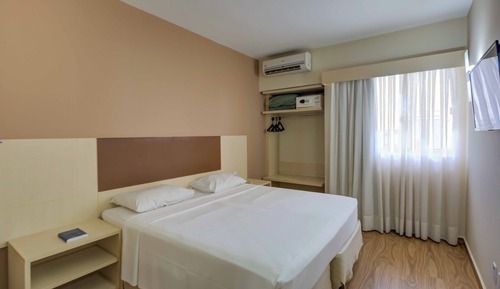 Deluxe Twin Room, Pool View