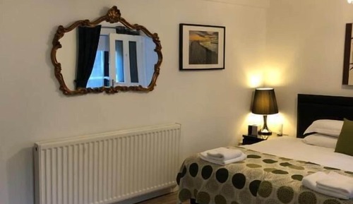 Twin Room, Shared Bathroom