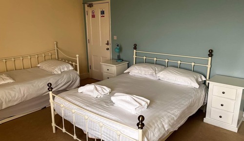 Suite, Ensuite (for 4)