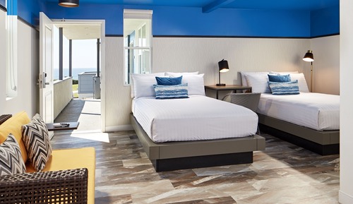 Room, 2 Double Beds, Partial Ocean View