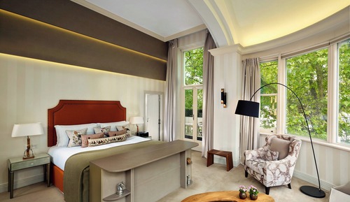 Suite, 1 King Bed, Balcony