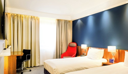 Standard Room, 2 Twin Beds (Free Hot Breakfast)