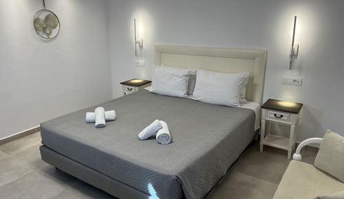 Superior Double Room, Garden View