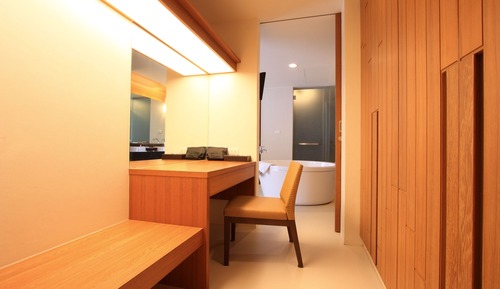 Jacuzzi Spa Suite (80 SQM.)