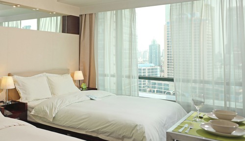 2 Double Beds Room