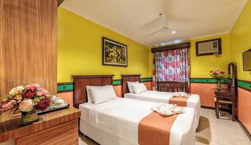 Standard Twin Room