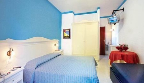 Standard Double Room Single Use, Private Bathroom