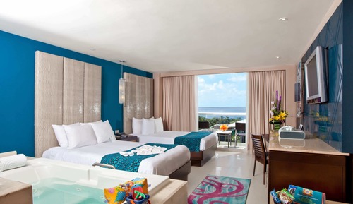 Deluxe Family Lagoon View (Two Bedroom)