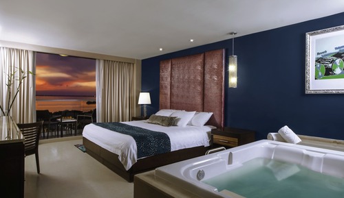 Deluxe Lagoon view king