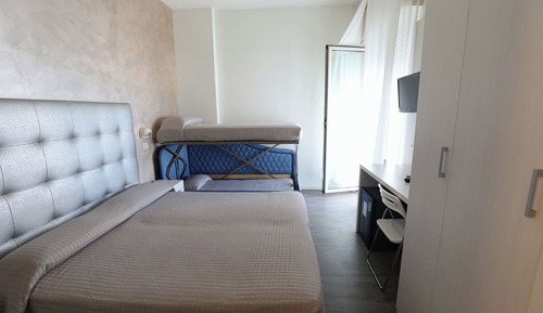 Quadruple Room, Balcony, Sea View