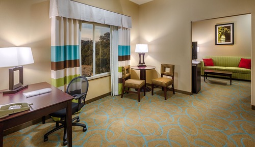Suite, 1 King Bed with Sofa bed, Jetted Tub