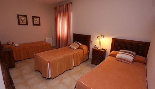 Standard Triple Room, City View