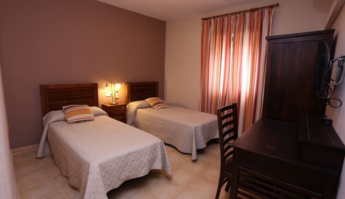 Standard Twin Room, City View