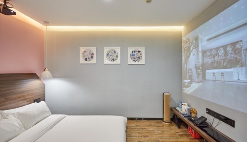 Elite Double Room, Japanese Futon