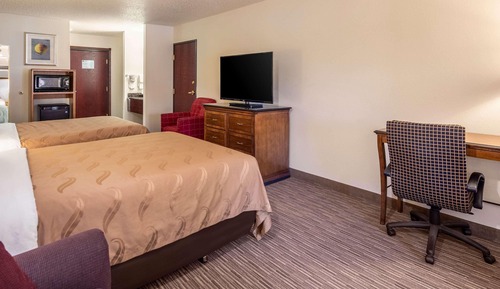Suite, 2 Queen Beds, Non Smoking