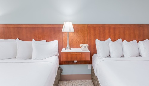 Two Queen Bed, Two Room, Beachfront